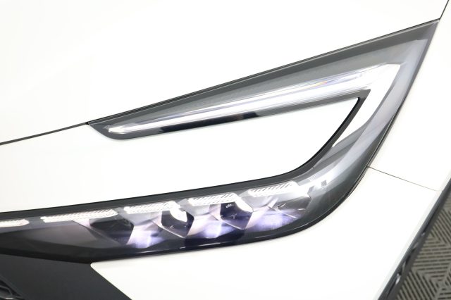 TOYOTA C-HR usata 12