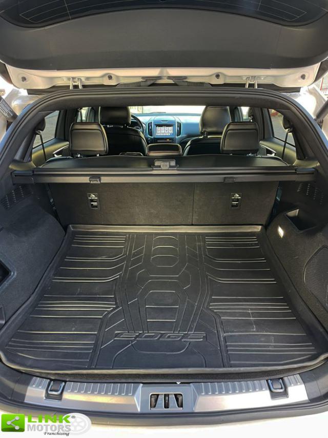 FORD Edge usata, con Sedile posteriore sdoppiato