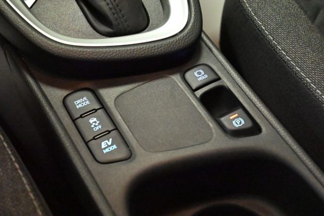 TOYOTA Yaris Cross usata 47