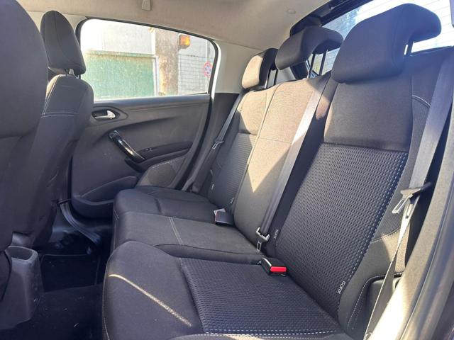 PEUGEOT 208 usata, con Cerchi in lega