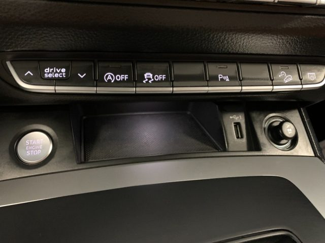 AUDI Q5 usata, con USB