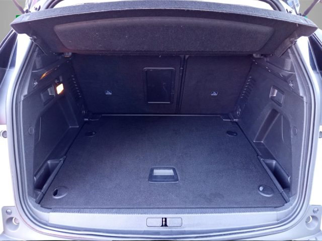 PEUGEOT 3008 usata, con Cerchi in lega