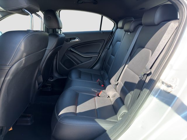 MERCEDES-BENZ A 180 usata 10