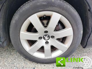 PEUGEOT 308 usata, con Airbag testa
