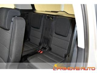 VOLKSWAGEN Touran usata, con Autoradio
