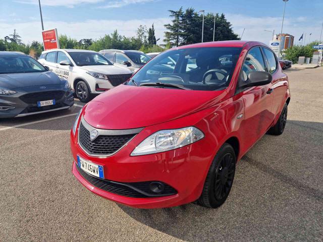 LANCIA Ypsilon usata, con ABS