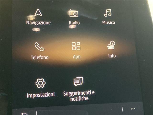 RENAULT Arkana usata, con USB