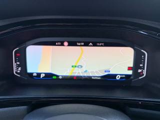 VOLKSWAGEN T-Roc usata, con Airbag testa