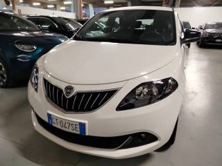 LANCIA Ypsilon usata, con Airbag