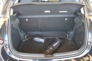 TOYOTA Yaris usata, con Servosterzo