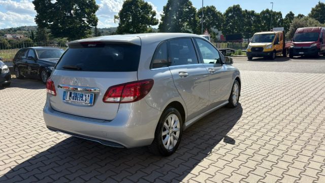 MERCEDES-BENZ B 180 usata, con Airbag laterali