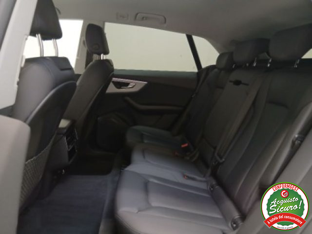 AUDI Q8 usata, con Sistema di navigazione