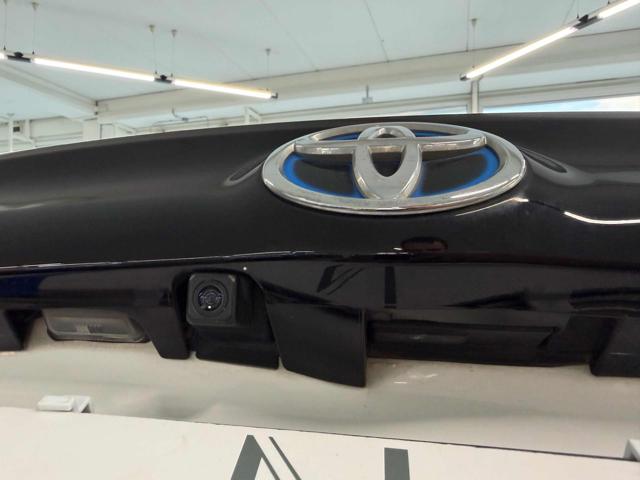 TOYOTA Yaris usata 18