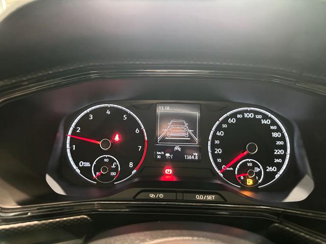 VOLKSWAGEN T-Cross usata, con USB