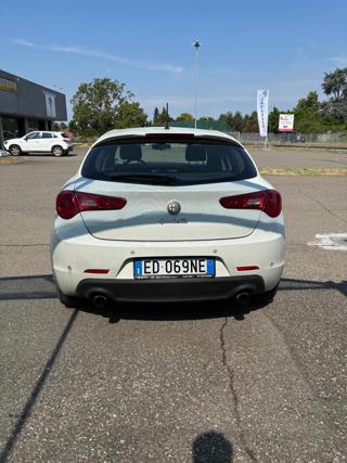 ALFA ROMEO Giulietta usata, con Autoradio