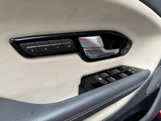 LAND ROVER Range Rover Evoque usata, con Fendinebbia