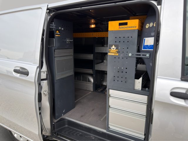 MERCEDES-BENZ Vito usata, con Specchietti laterali elettrici