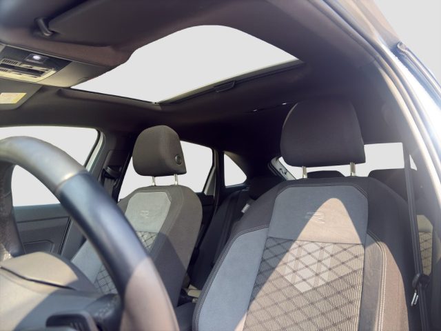 VOLKSWAGEN Taigo usata 16