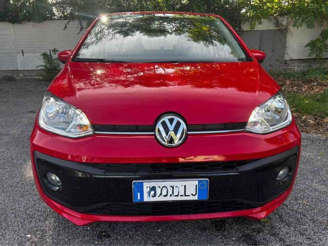 VOLKSWAGEN up! usata, con ESP