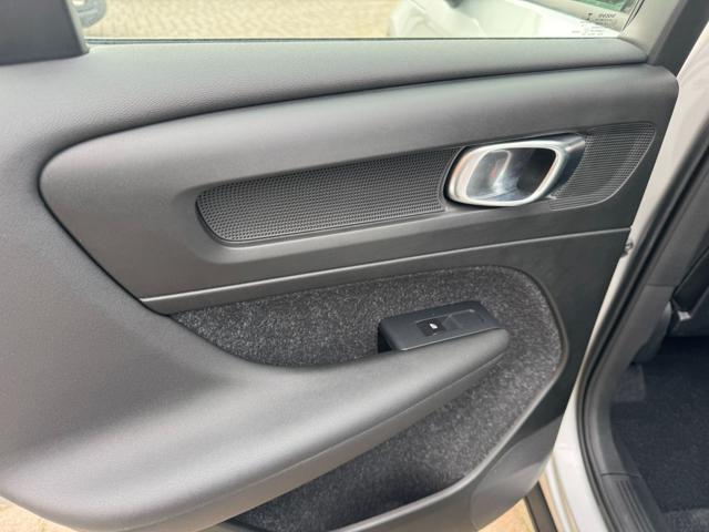 VOLVO XC40 usata, con Lettore CD