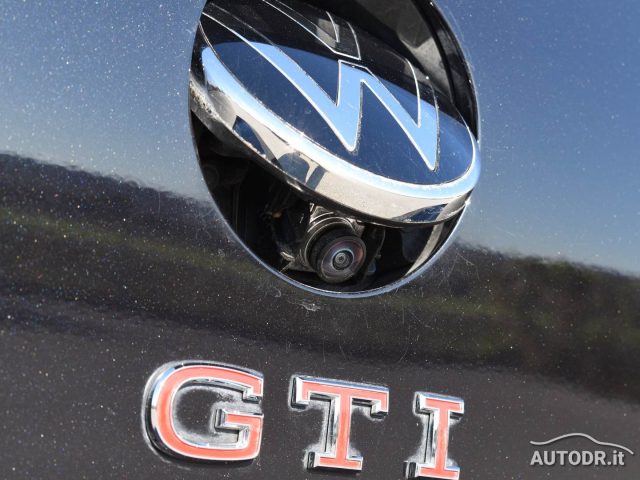 VOLKSWAGEN Golf usata, con Airbag Passeggero