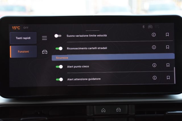 JEEP Avenger usata, con Volante multifunzione