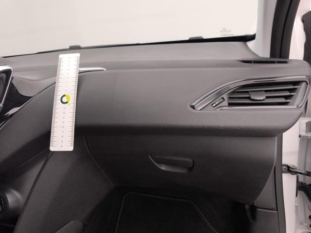 PEUGEOT 208 usata 32