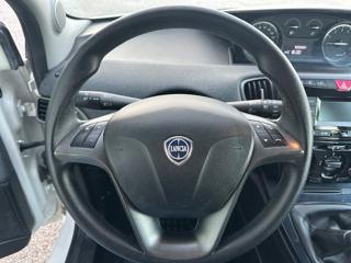 LANCIA Ypsilon usata, con Autoradio digitale