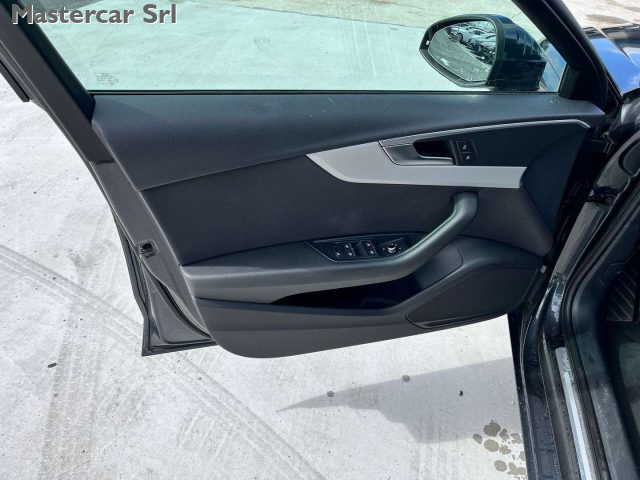 AUDI A4 usata, con Vetri oscurati