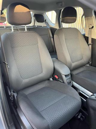 OPEL Meriva usata, con Specchietti laterali elettrici