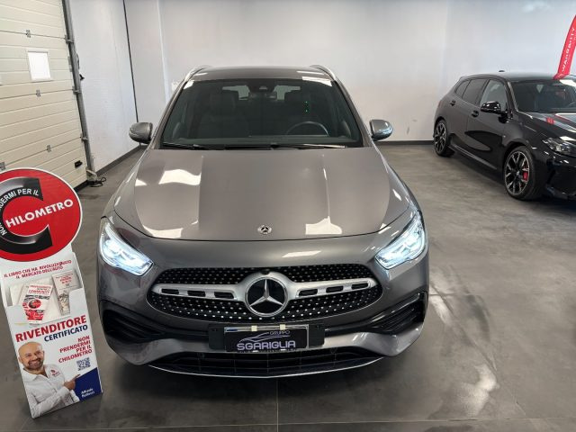MERCEDES-BENZ GLA 180 usata, con Airbag