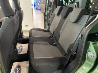 FORD Tourneo Courier usata, con Volante in pelle