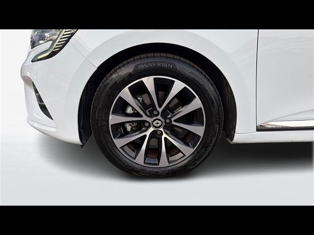 RENAULT Clio usata, con Alzacristalli elettrici
