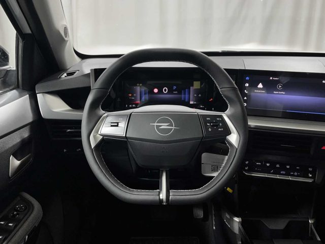 OPEL Frontera usata, con Bluetooth