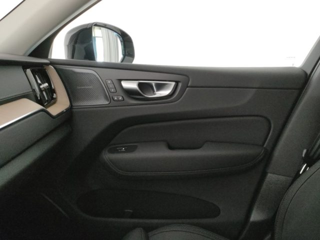 VOLVO XC60 usata, con Tettuccio apribile