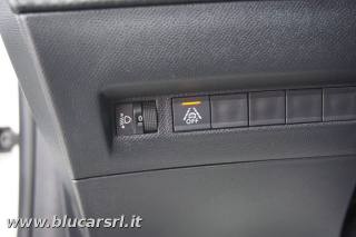 PEUGEOT 208 usata, con Sensori di parcheggio posteriori