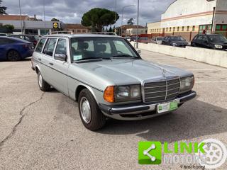 MERCEDES-BENZ 200 usata, con Kit fumatori