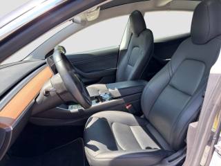 TESLA Model 3 usata 9