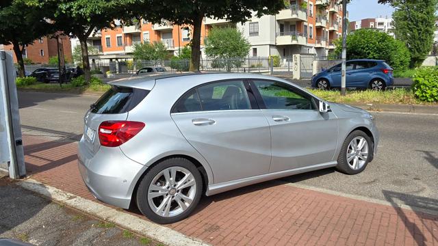 MERCEDES-BENZ A 180 usata, con Boardcomputer