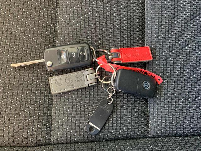 VOLKSWAGEN Touran usata, con Airbag testa