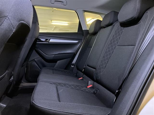 SKODA Karoq usata 10