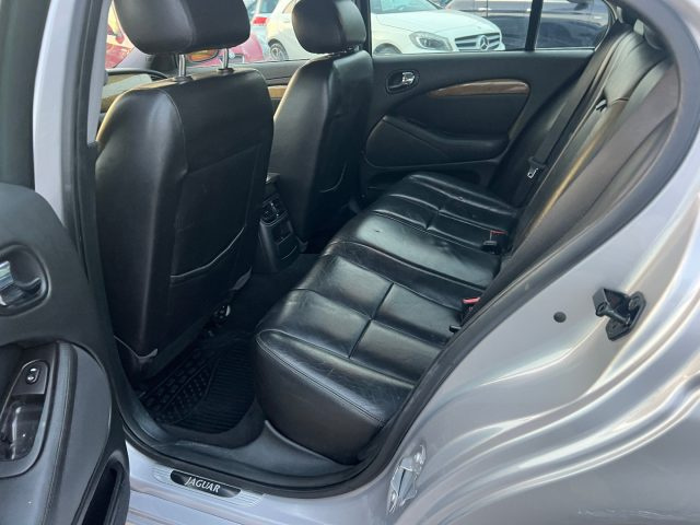 JAGUAR S-Type usata, con Controllo automatico clima