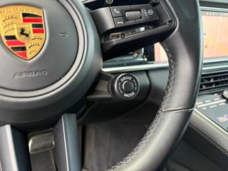PORSCHE Panamera usata, con Park Distance Control