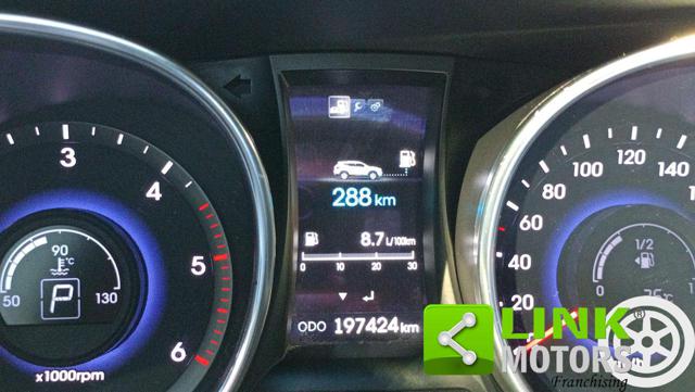 HYUNDAI Santa Fe usata, con Airbag