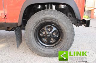 LAND ROVER Defender usata 29