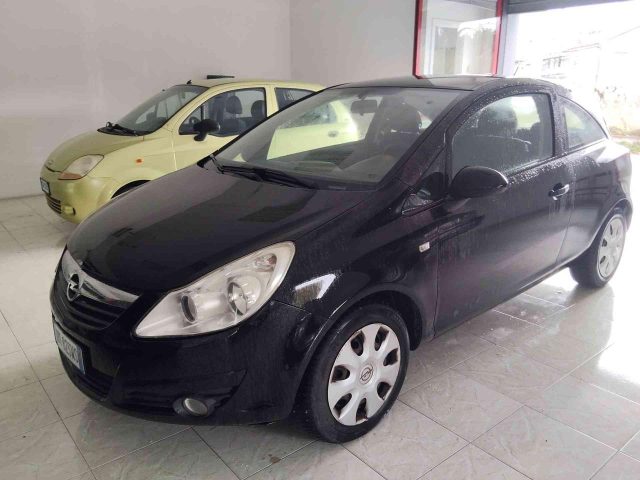 OPEL Corsa usata, con Airbag