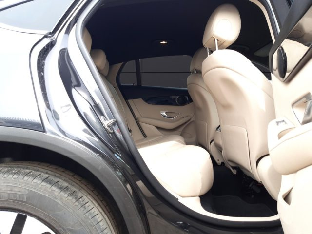 MERCEDES-BENZ GLC 300 usata, con Vetri oscurati