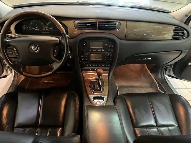 JAGUAR S-Type usata, con Controllo trazione