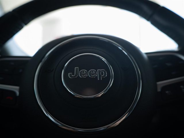 JEEP Compass usata, con Fari Xenon