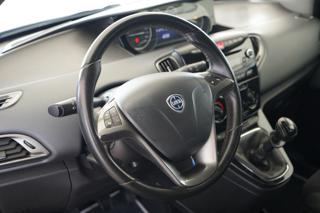 LANCIA Ypsilon usata, con Fendinebbia